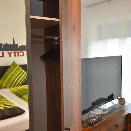 Boardinghouse Henschelstrasse Apart Otel