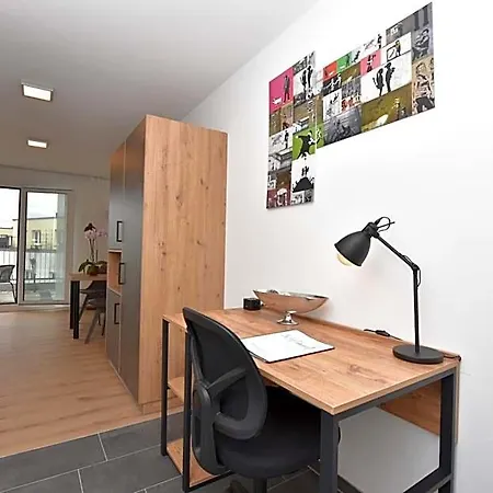 Boardinghouse Henschelstrasse