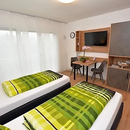 Boardinghouse Henschelstrasse
