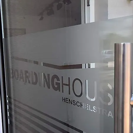 Boardinghouse Henschelstrasse 3*