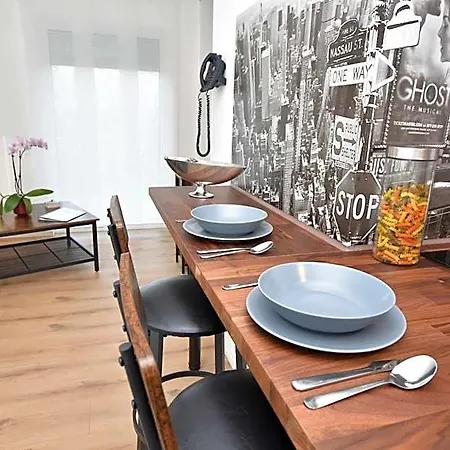 Boardinghouse Henschelstrasse Munich