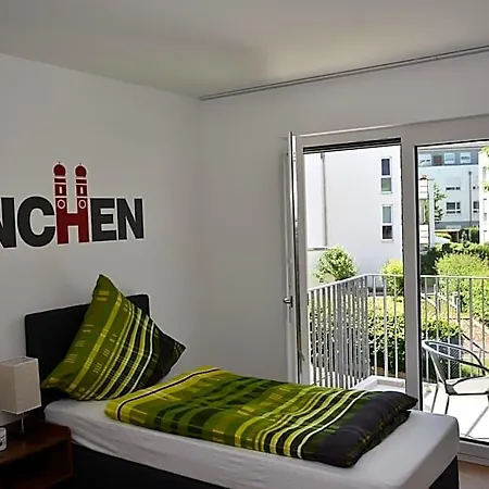 Boardinghouse Henschelstrasse 3* Munich