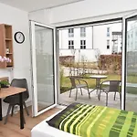 Boardinghouse Henschelstrasse 3*