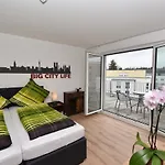 Boardinghouse Henschelstrasse 3*